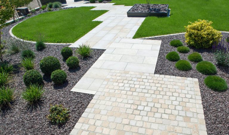 Comment créer une allée de jardin ? - Immobilier & Jardinage Français